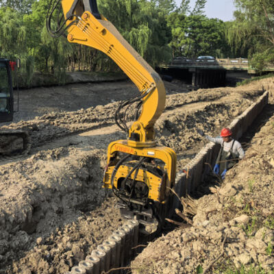 360 Degree Pile Driver : Adaptable To Excavators & High-Impact Force For Custom Piling Solutions