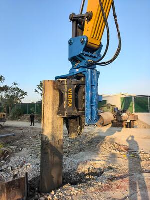 เครื่องตอกเสาเข็มด้านข้าง – หัวขับเคลื่อนแบบเอียงสองทิศทาง & แรงกระแทกสูงพร้อมการทำงานที่เป็นมิตรกับสิ่งแวดล้อมและมีเสียงรบกวนต่ำ